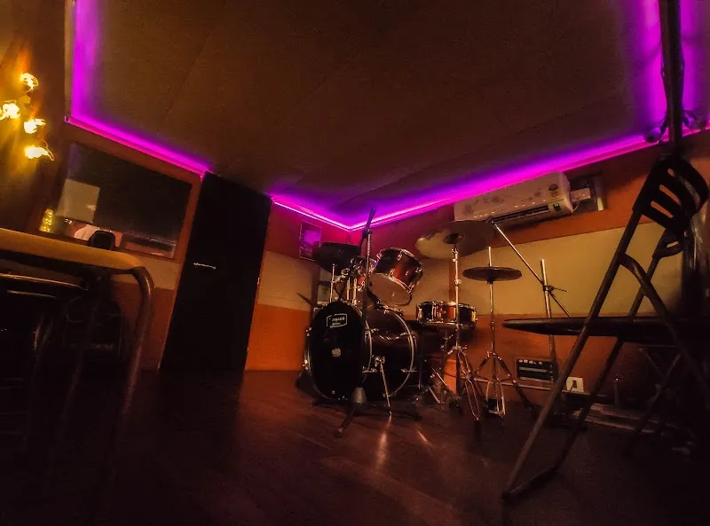 FreeFlow Jam Room And Studio