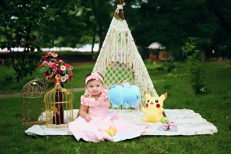 DORA PHOTO STUDIO (BEST MATERNITY, NEWBORN, BABY, TODDLER PHOTOSHOOT, ENGAGEMENT, WEDDING, BIRTHDAY PHOTOGRAPHY)