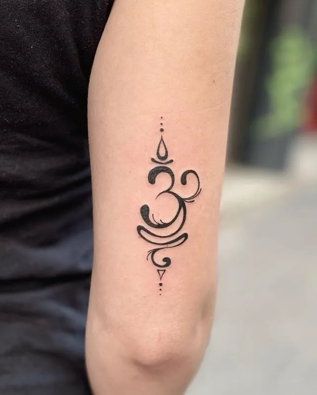 𝗧𝗔𝗧𝗧𝗢𝗢 𝗧𝗘𝗠𝗣𝗟𝗘 - Tattoo Shop in Kanpur/Tattoo Artist/Piercing Shop/Best Tattoo Shop in Kanpur