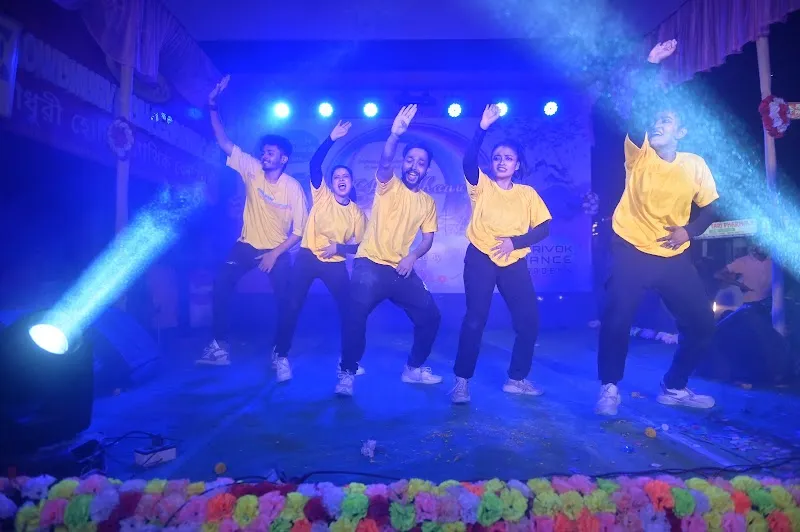 Strive-ok Dance Studio