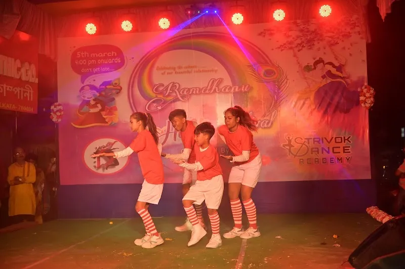 Strive-ok Dance Studio