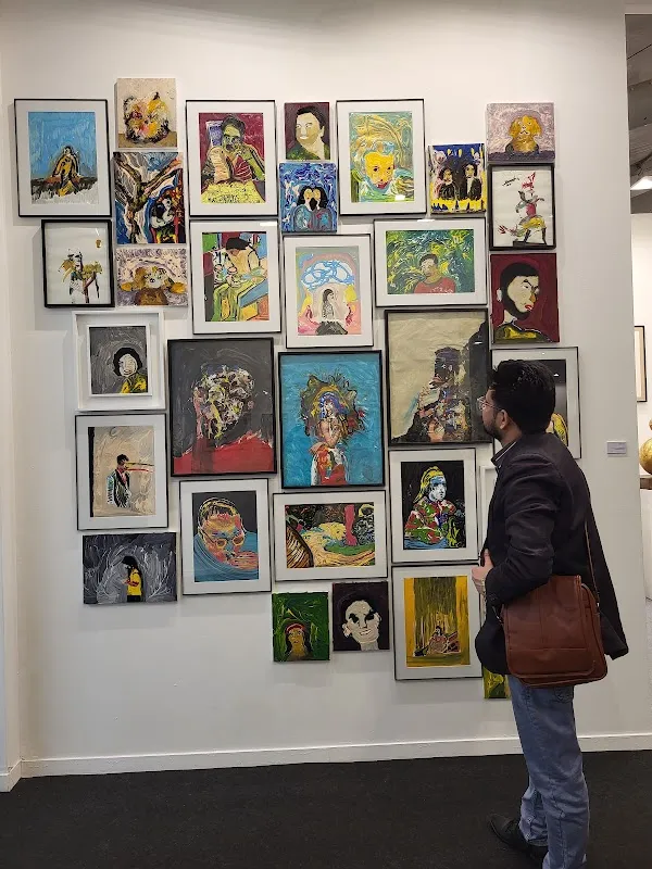 Fine arts classes -Artinsane East Rohtash Nagar Shadara Delhi 110032