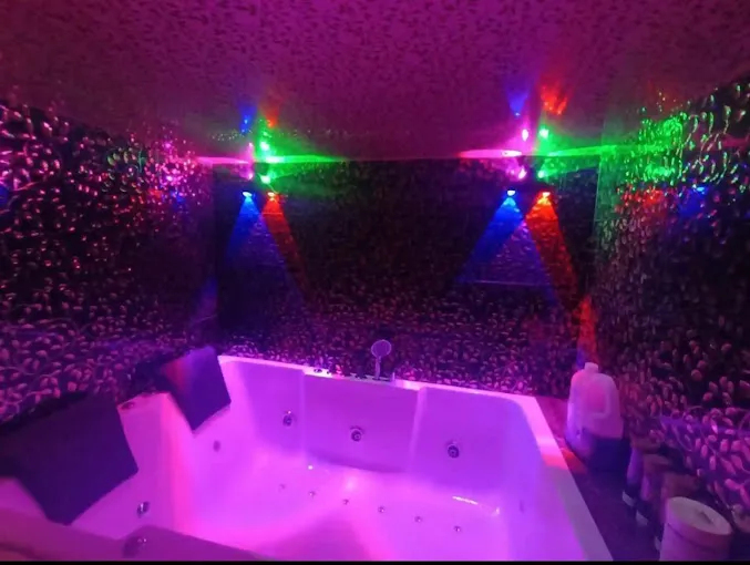 Spa La La