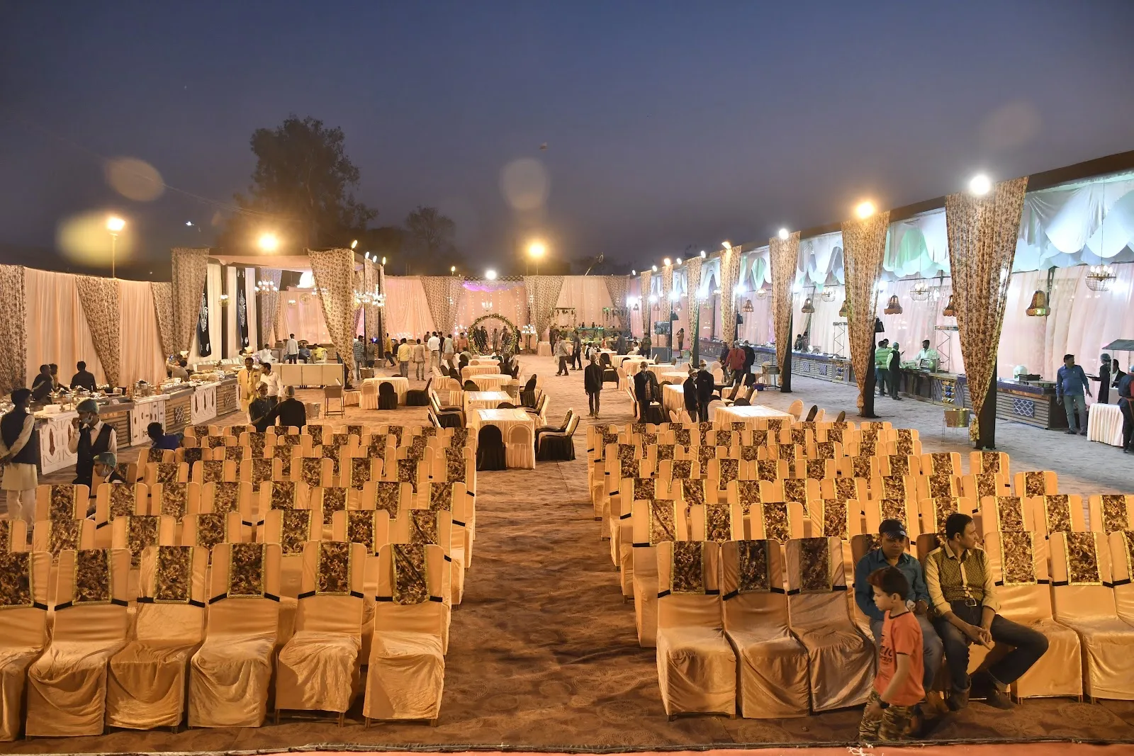 B.B.D. Movies & Click Events | Best Wedding Photographers in Kanpur | Best Photographers in Kanpur
