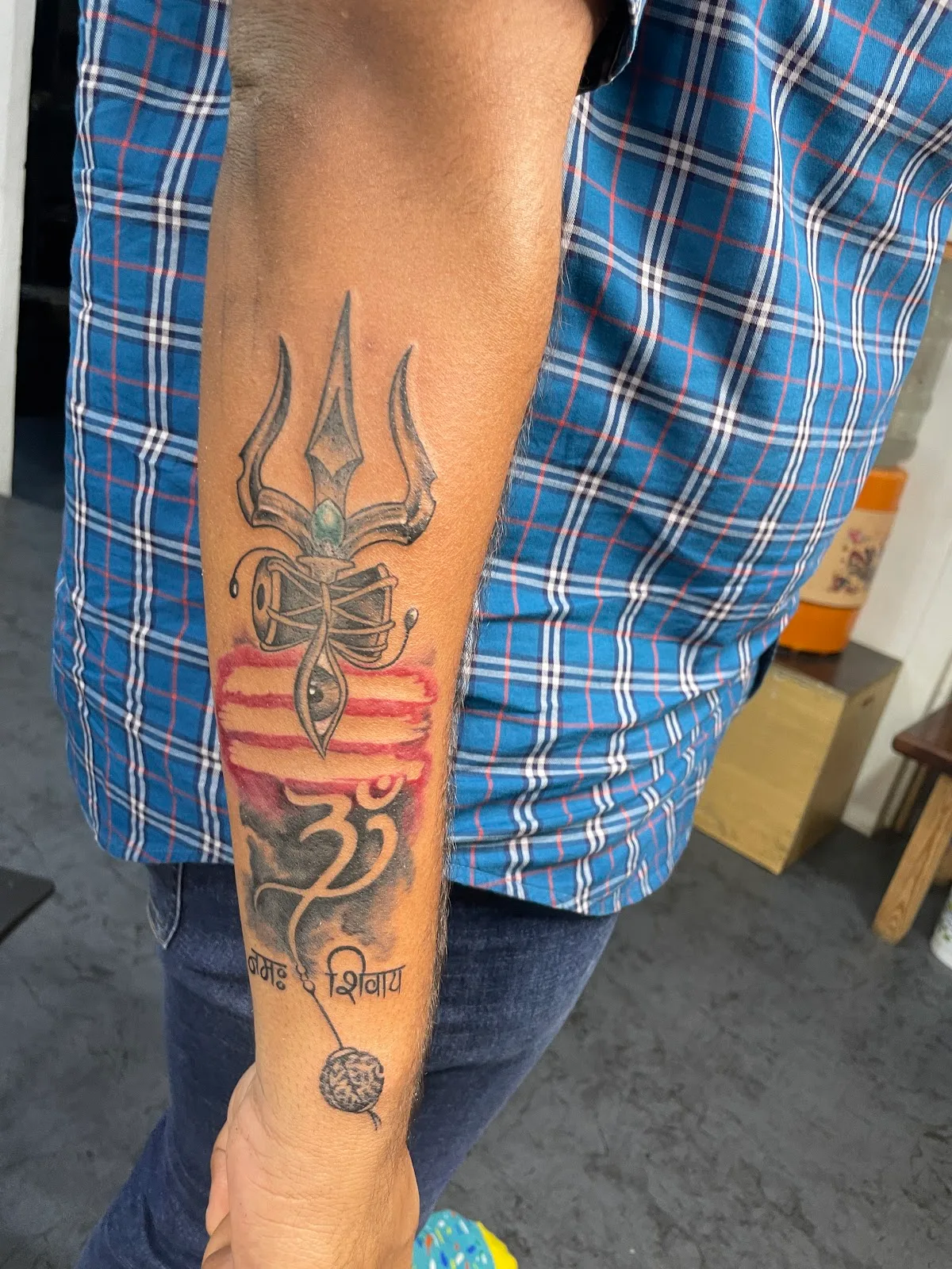 Ink buzz tattoo studio- Best Tattoo Studio| Best tattoo Artist| Potrait Tattoo| Tattoo Course institute Katraj , Pune