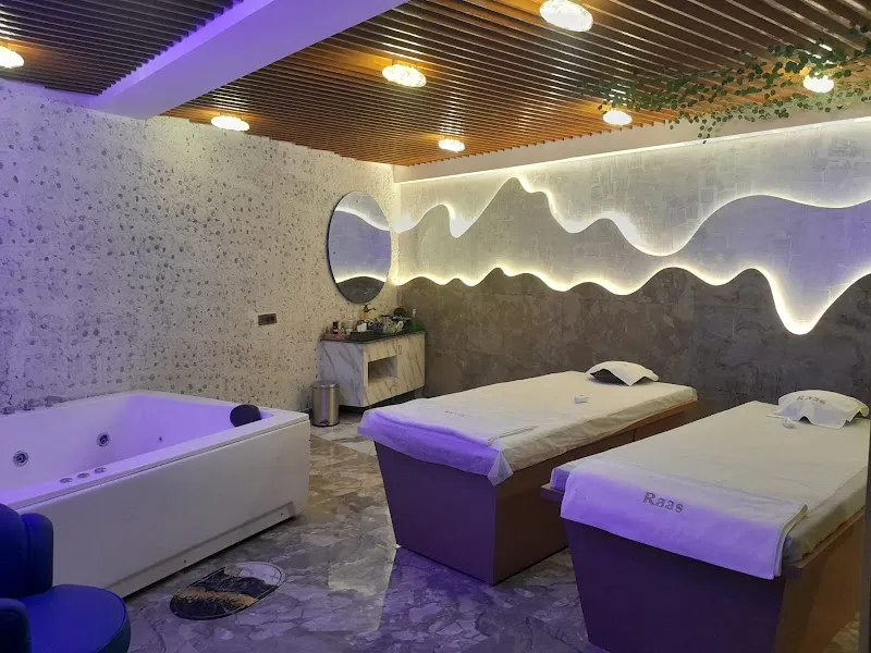 Raas Wellness Spa