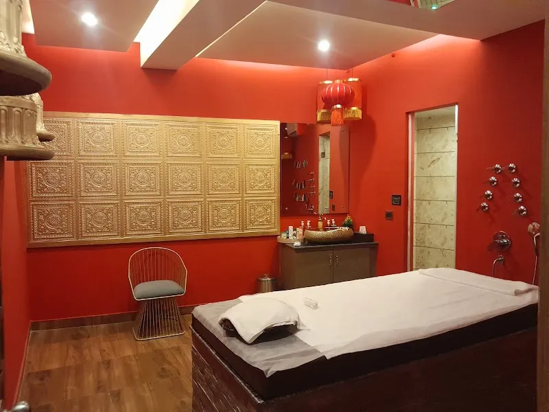 Raas Wellness Spa