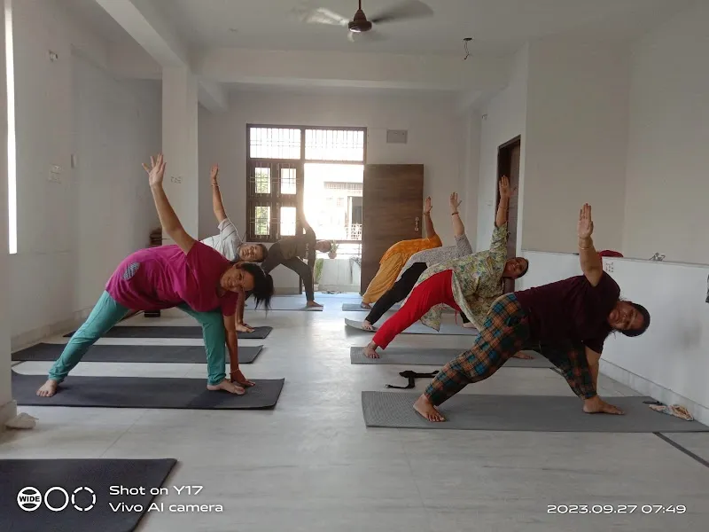 Yoga Zeal - Top Yoga Studio in Murlipura