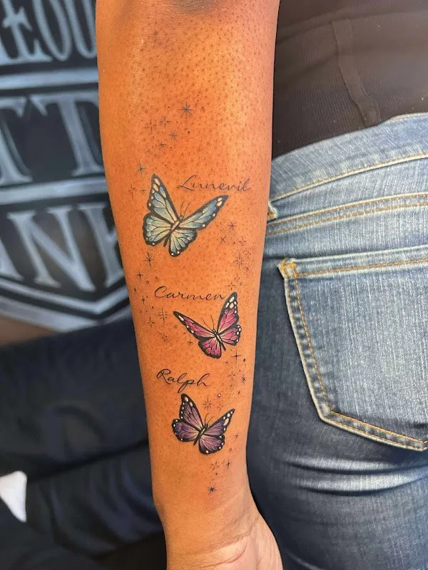 Righteous Ink Tattoo Body Piercing & Supply