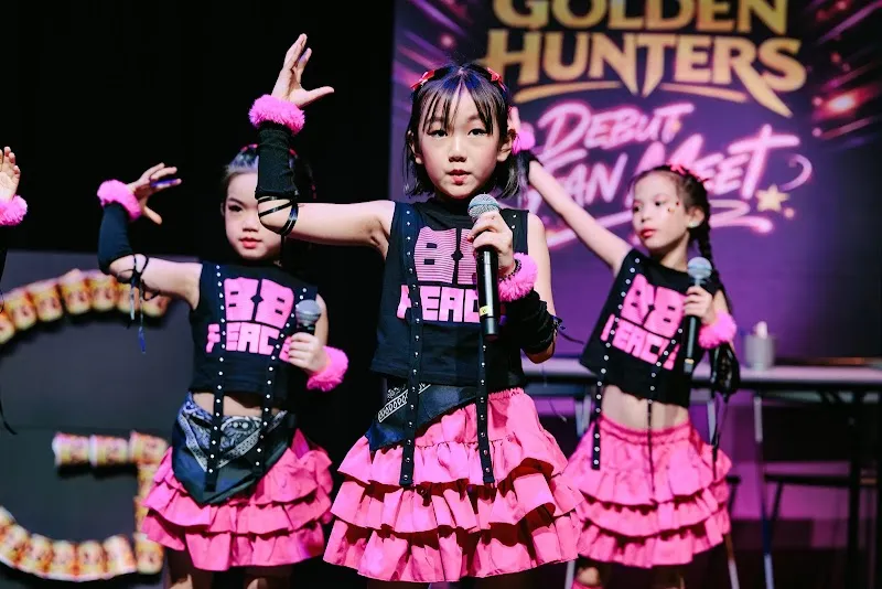 Emerge Arts & Media Academy | Musical | Dance | Classes Singapore | Ballet Lessons | Acting | Singing | Drama | Hip Hop