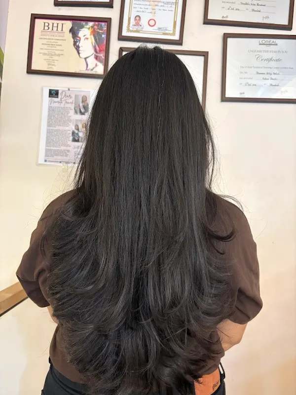 Elinor salon