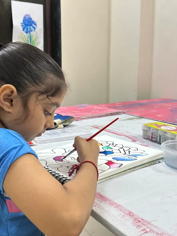 Studio Violet- Art & Design classes