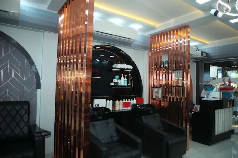 SS The Salon