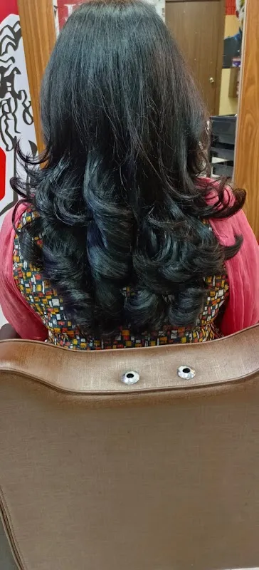 LIPSTICK SALON