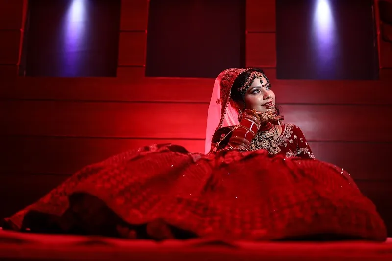 BHARAT PHOTOGRAPHY Studio A Square N Perfect Click