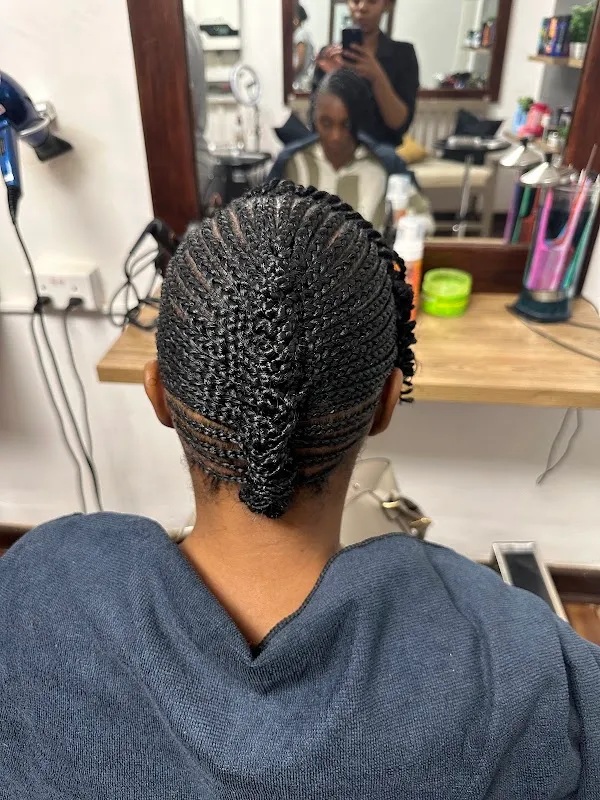 Hair By Vee Zimbabwe