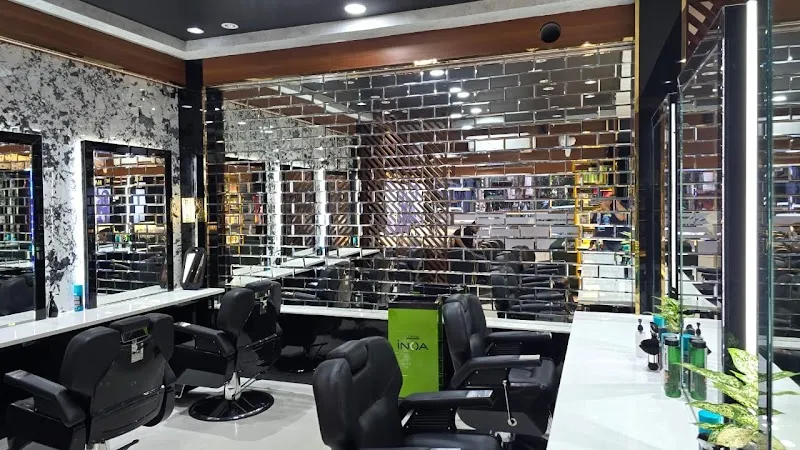 HAIR CULB THE LUXURY UNISEX SALON
