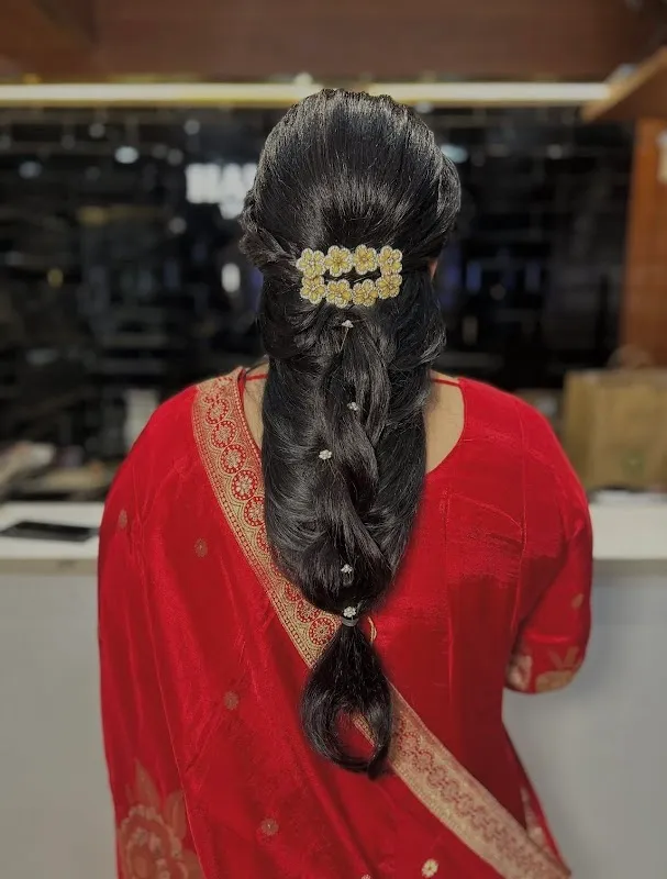 HAIR CULB THE LUXURY UNISEX SALON
