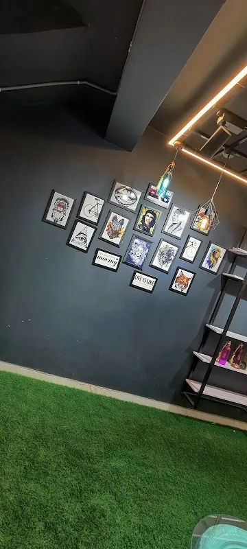 Trendy tattoo studio