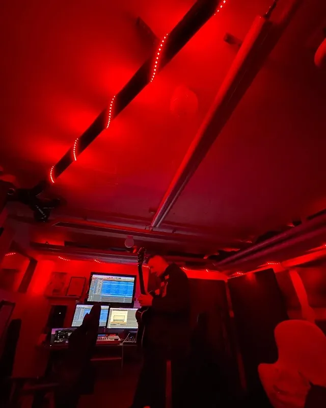 Opus Magnum Studio