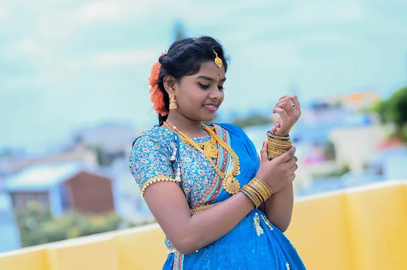 Right Focus Photo studio