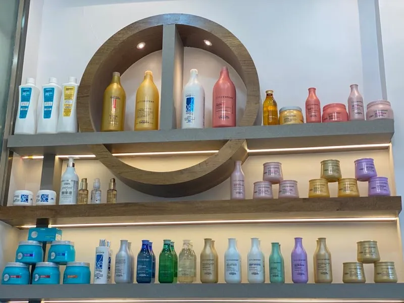 Smira Unisex Makeover Lounge