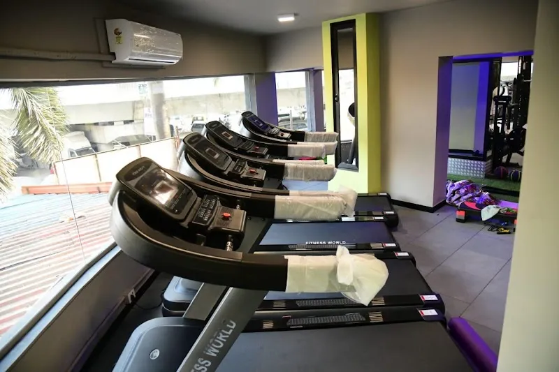 Fitness-11 the Gym