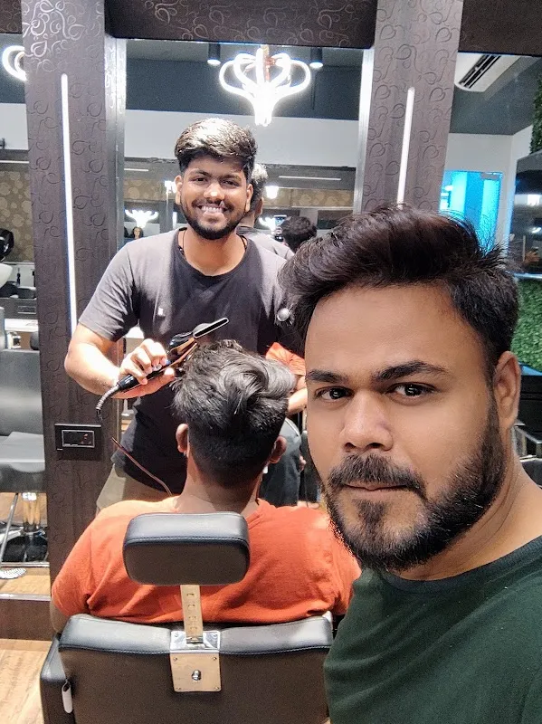 Ashmar unisex salon