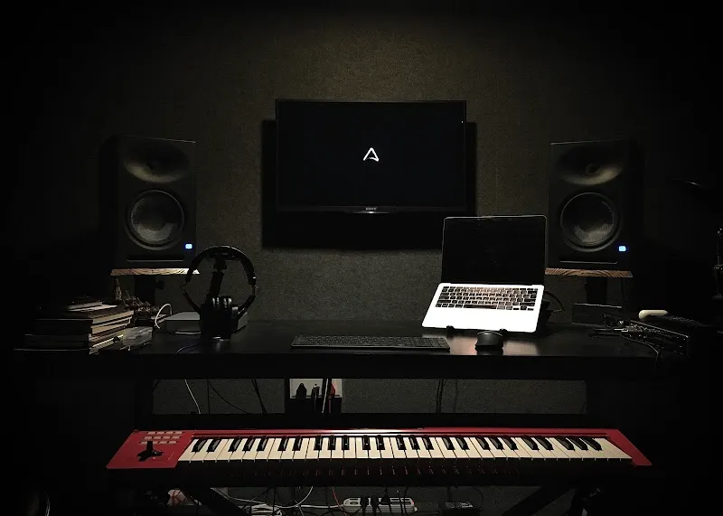 Arth Music