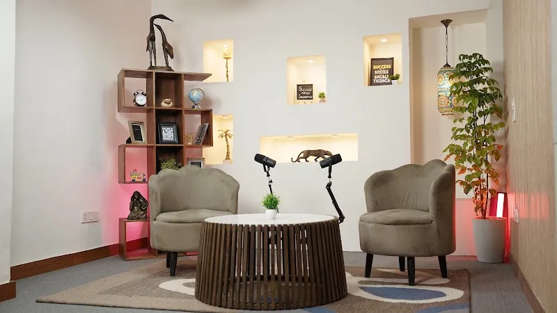 Vroxe Podcast Room
