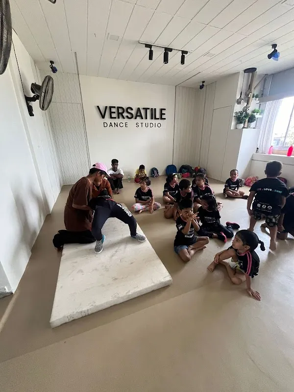 Versatile Dance Studio - Best Dance Studio | Western Dance Class | Top Zumba Studio | Best Hip-Hop Dance Studio in Siliguri