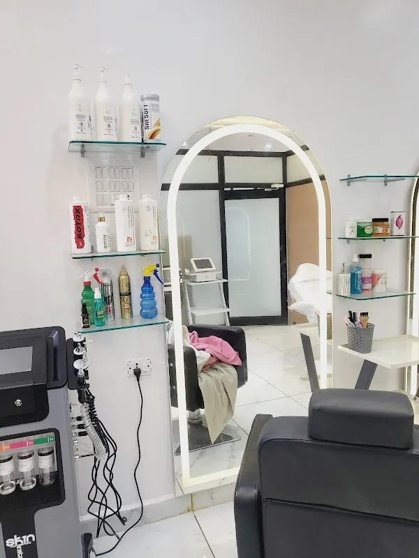 K.D. Luxurious Salon