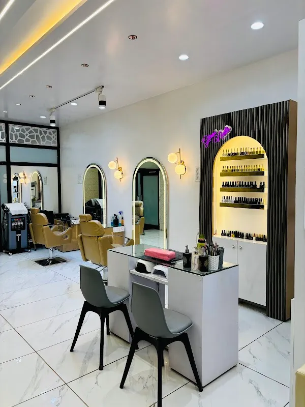 K.D. Luxurious Salon