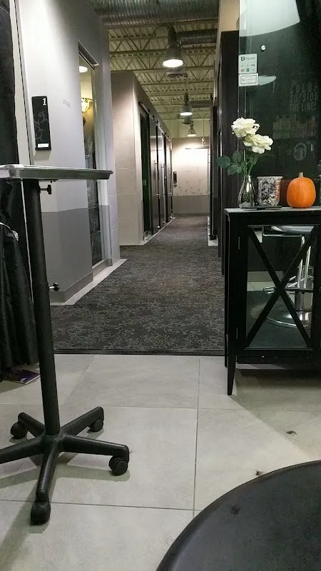 Salon Lofts