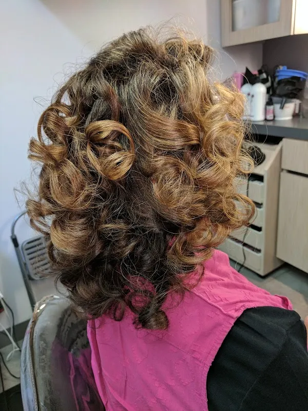 Salon Lofts