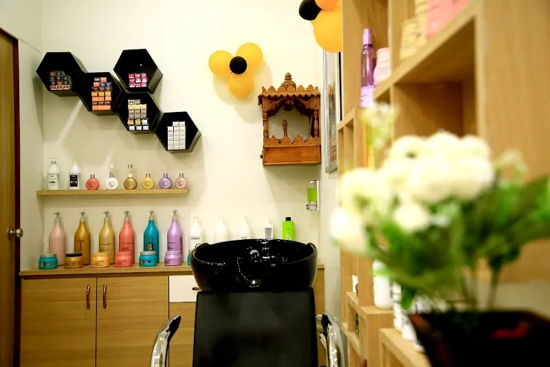 Pooja's Salon & Makeup Studio