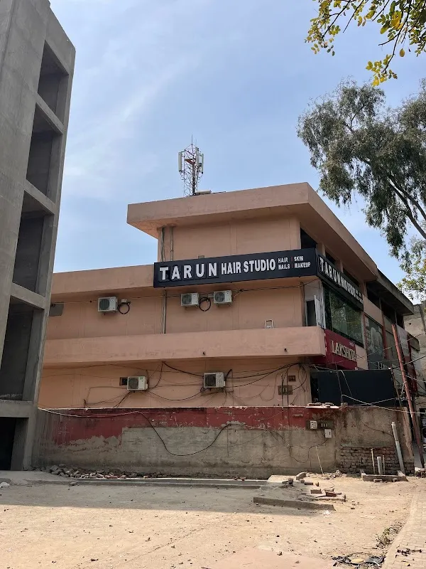 Tarun Hair Studio | Best salon in Jalandhar | Best Unisex in Jalandhar