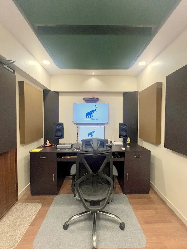 Kraze Planet Studio