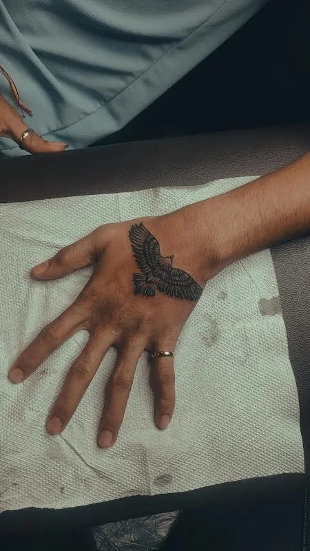 Amol Tattoos & Art Studio
