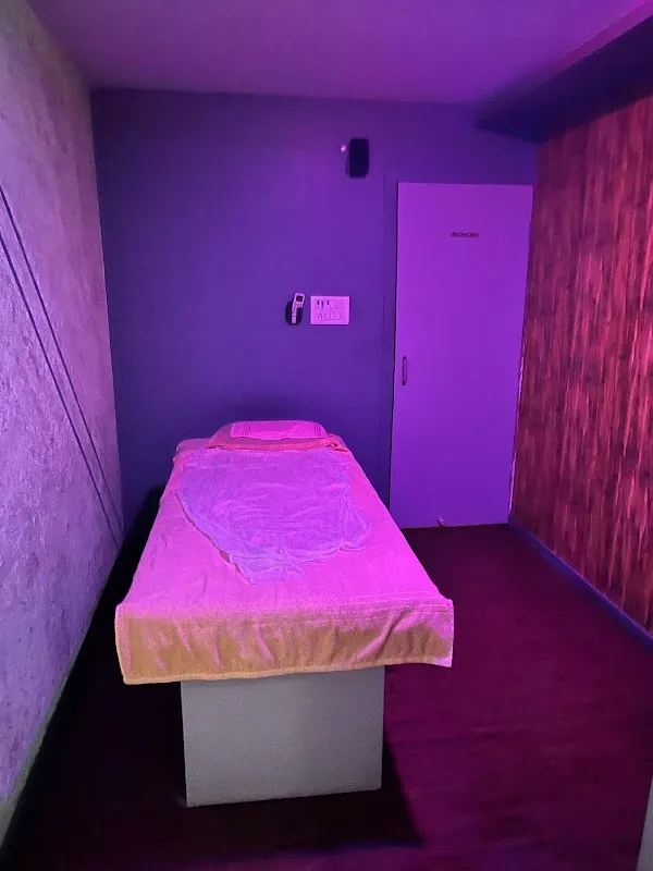 Oceanic Spa In Ahmedabad