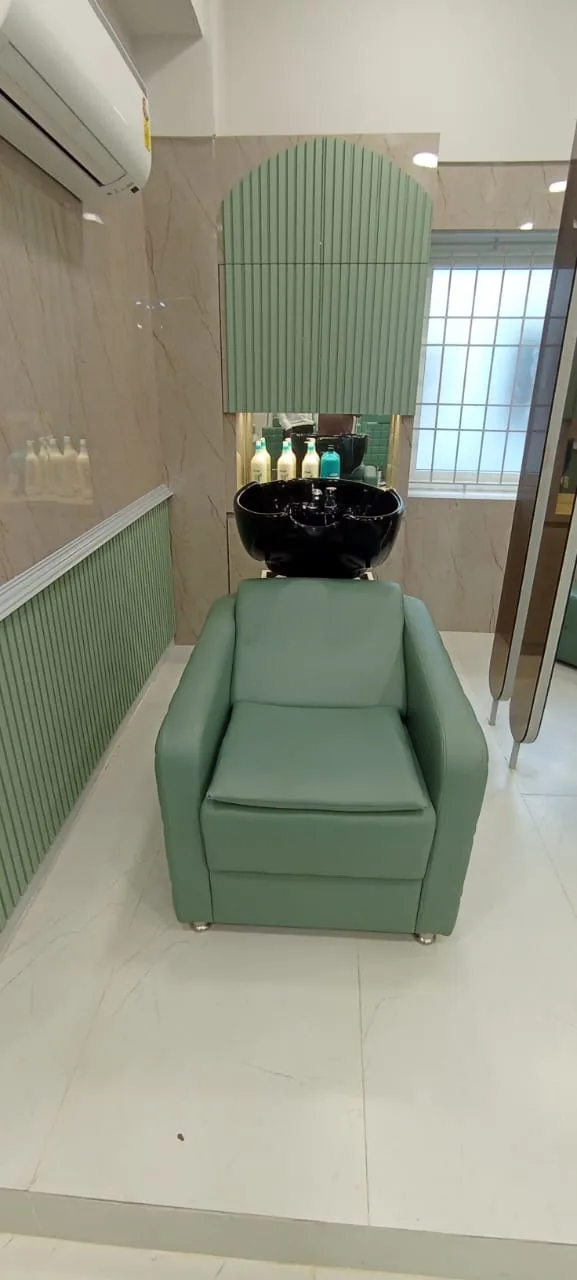 GREEN TRENDS UNISEX HAIR & STYLE SALON WEST TAMBARAM