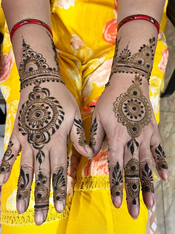 Anand Mehndi &Tattoo Art