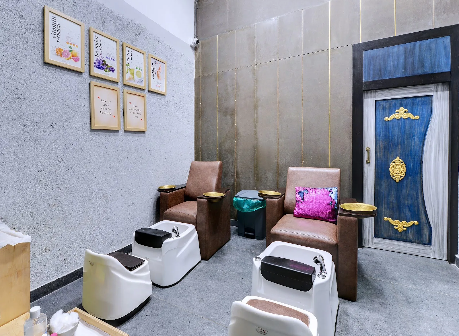 Enrich Salon Matunga Manu Mahal