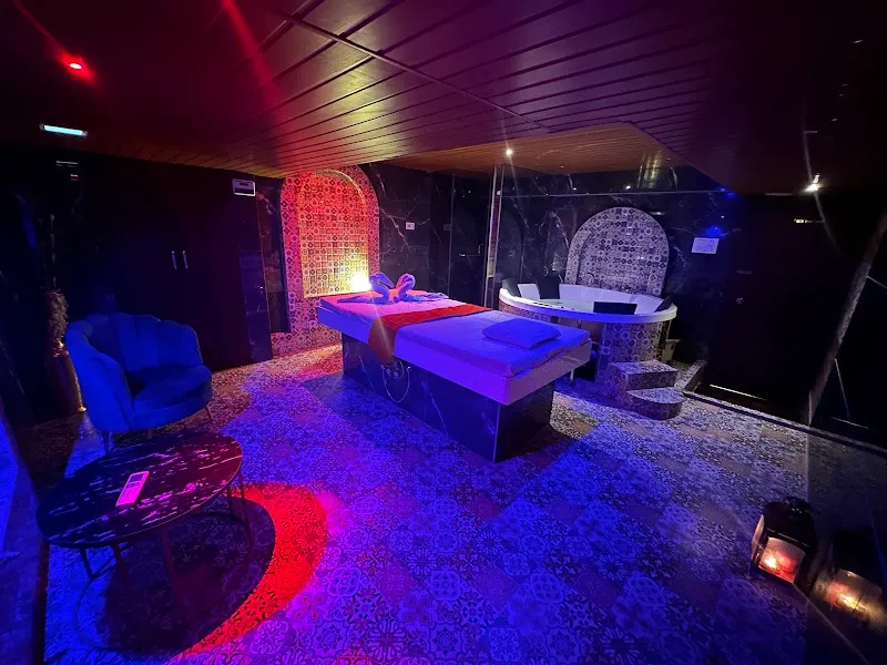 Mudraa Spa In Lower Parel