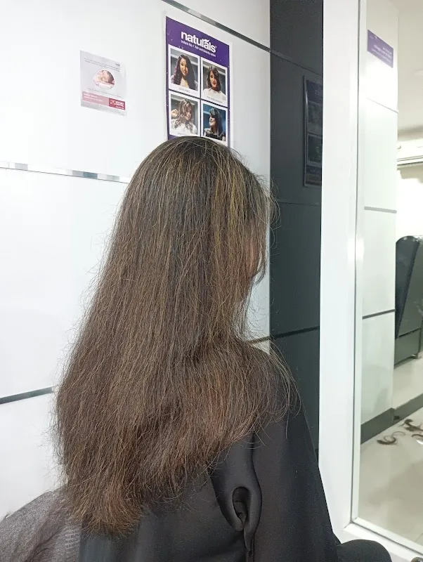 Naturals Salon Frazer Town