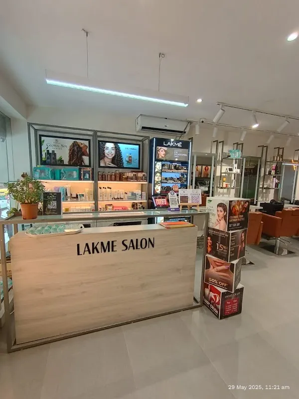 Lakme Salon For Him and Her in Greater Kailash - II,Delhi