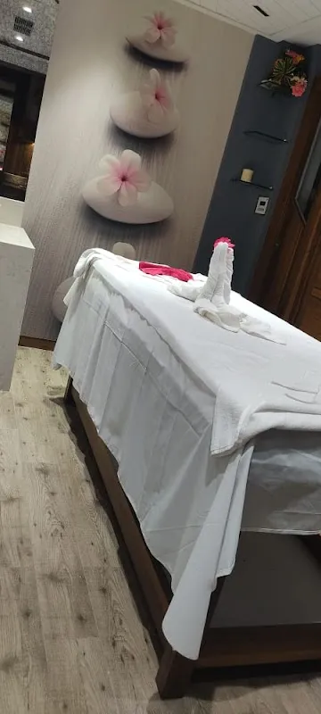 Florence Family Salon and SPA