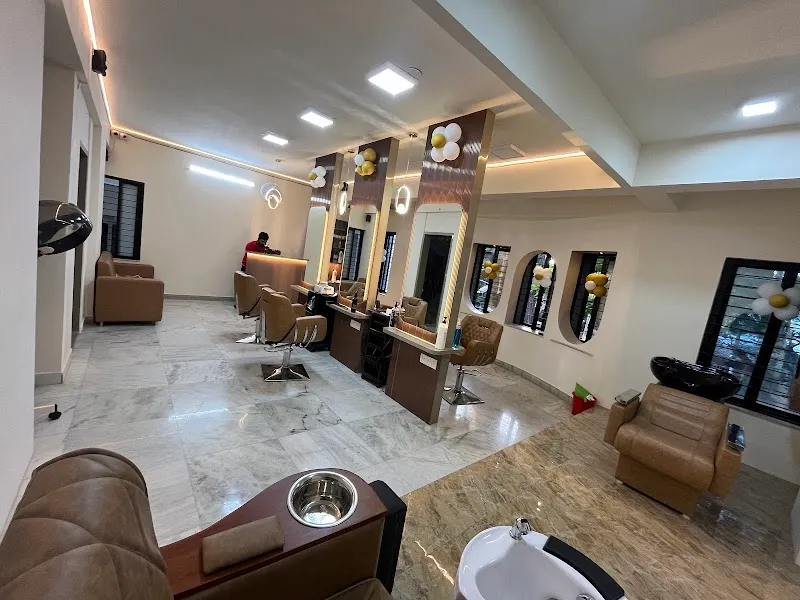 Posh Hair and Beauty Unisex Salon