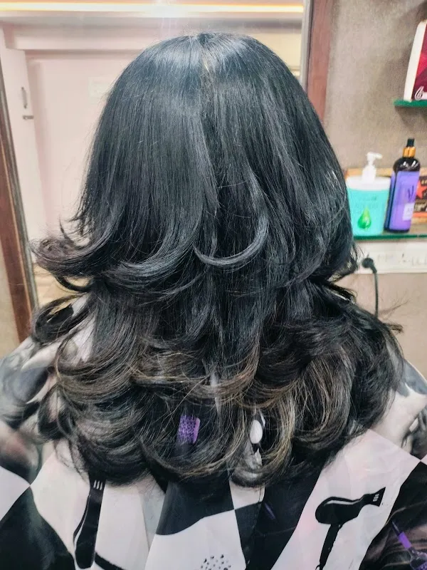 U&M HairStudio Hair and Beauty Unisex Salon