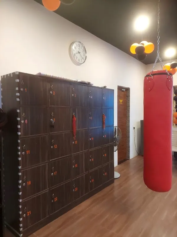 Ripped Fitness2